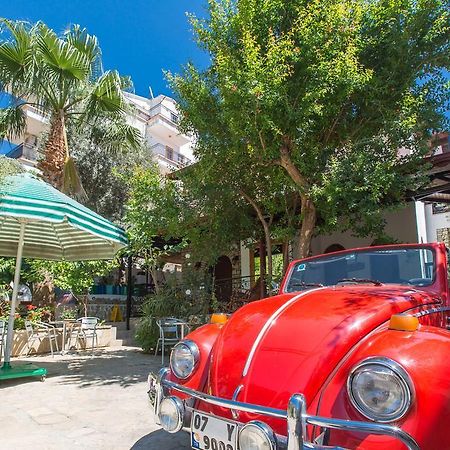 Zakkum Pansiyon Kaş Esterno foto